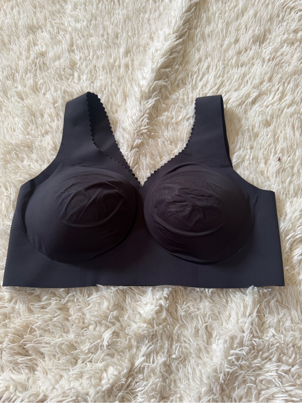 New Evelyn Bobbie Wireless Support Bra in Black - Smooth Everyday Comfort XL
